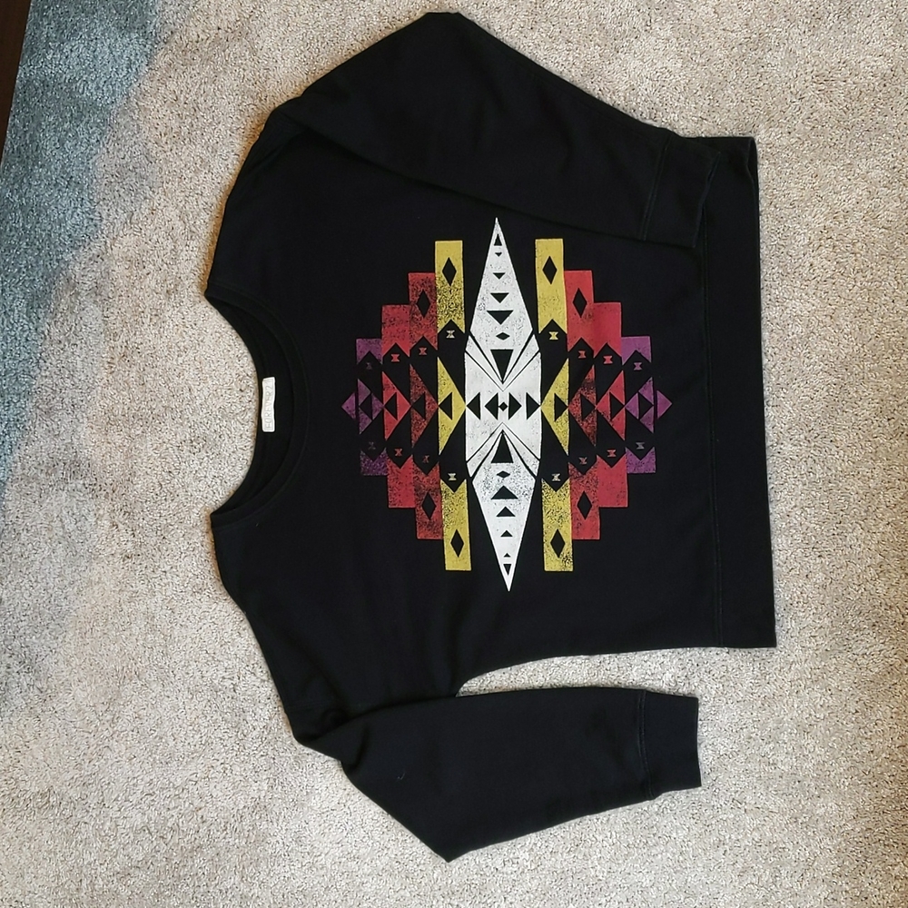 🍇4/$20 FOREVER 21 MEDIUM CROPPED SWEATSHIRT BLACK